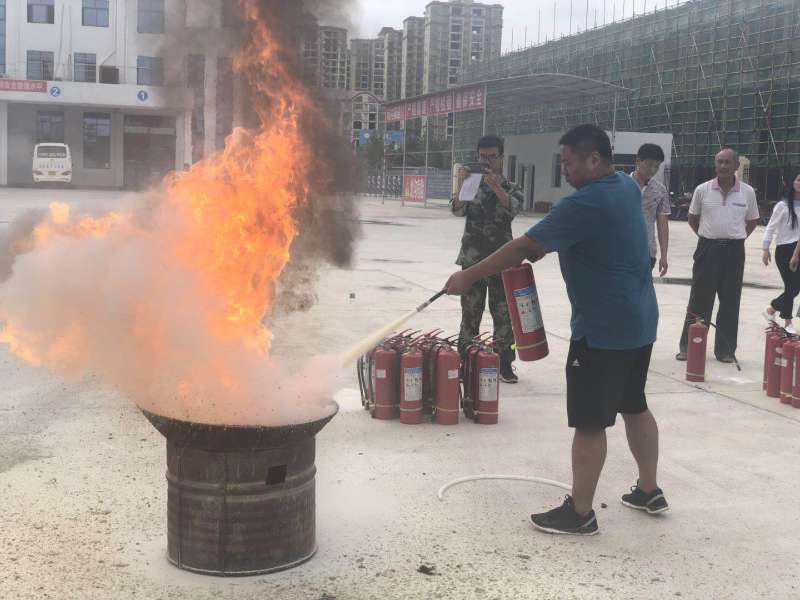江西長運扎實開展“安全生產(chǎn)月”活動，各單位安全生產(chǎn)形勢持續(xù)穩(wěn)定