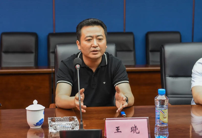 江西長運(yùn)與南昌市工傷和職工失業(yè)保險服務(wù)中心召開“彰顯省會擔(dān)當(dāng)，我們怎么干”企業(yè)研討專題會