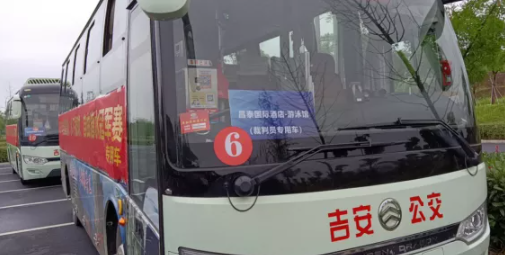 吉安公交為群眾辦實(shí)事，專(zhuān)車(chē)接送運(yùn)動(dòng)員、體考生參賽