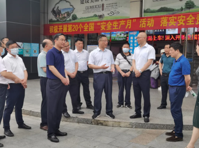 市人大常委會黨組書記、主任朱寅健一行調(diào)研上饒汽運