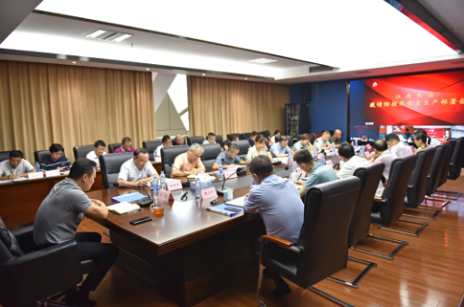 王曉對(duì)公司安全穩(wěn)定及疫情防控工作進(jìn)行再布署、再?gòu)?qiáng)調(diào)