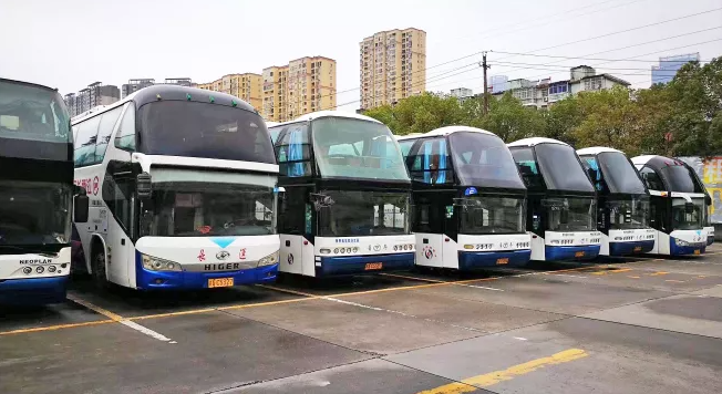 都市城際公交八項舉措 確?！半p節(jié)”運輸平穩(wěn)
