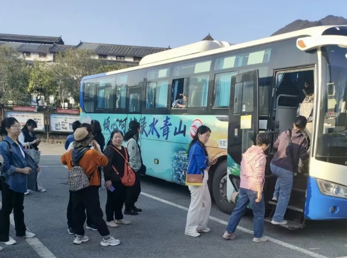 撫州長運(yùn)：景區(qū)直通車迎來春游高峰