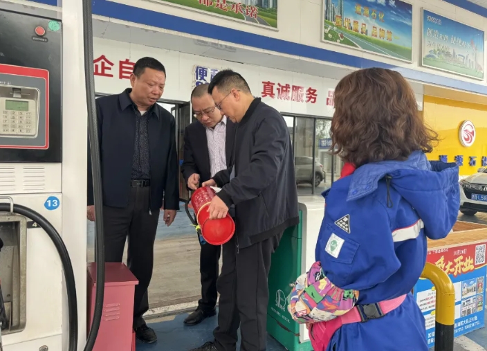 贛州方通：開(kāi)展安全大排查 密織清明“防護(hù)網(wǎng)”